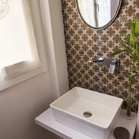 Apartman Poli's
